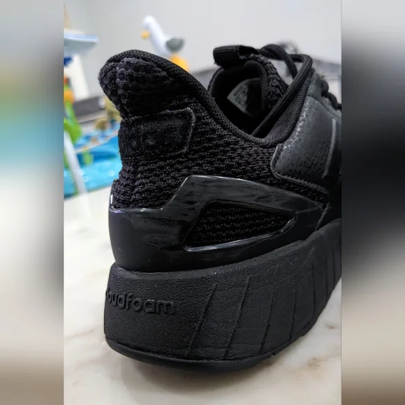 Adidas cloudfoam walking performance Questarstrike Athletic sneakers - Picture 3 of 7